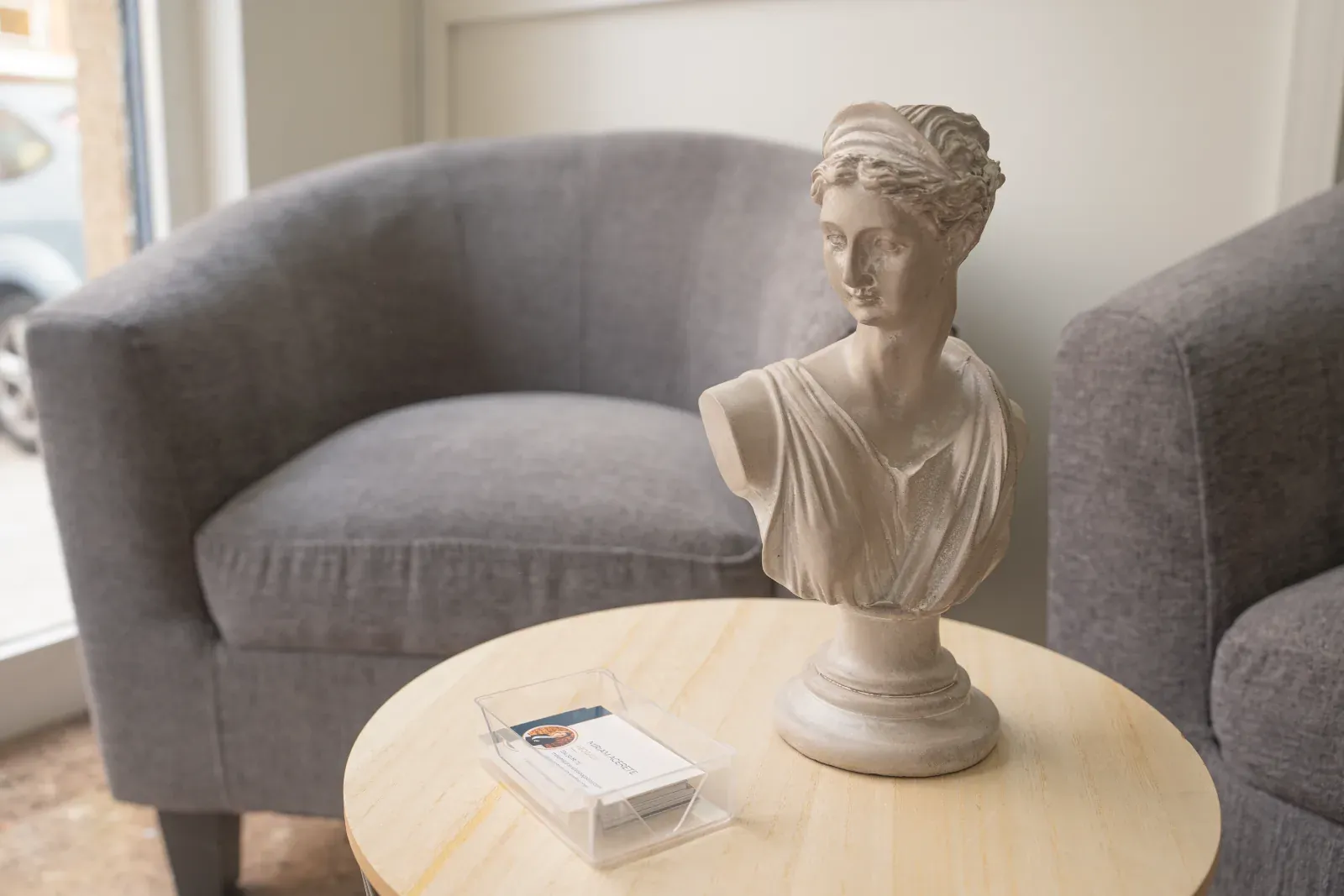 The waiting room at the Acerete Abogados office in Valencia